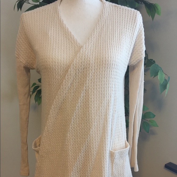 American Eagle Outfitters Sweaters - AE Waffle knit boyfriend cardigan